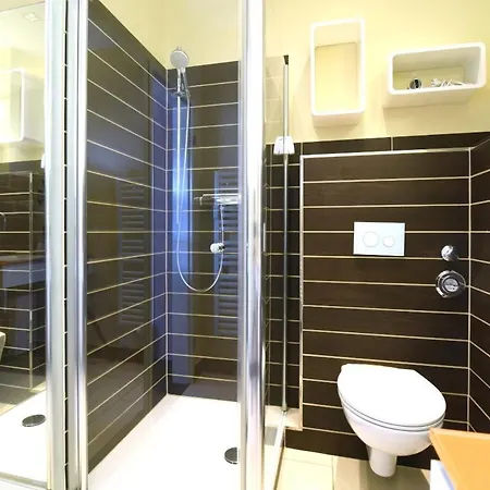 Exklusives Mit Schwimmbad Und Sauna Vakantiehuis